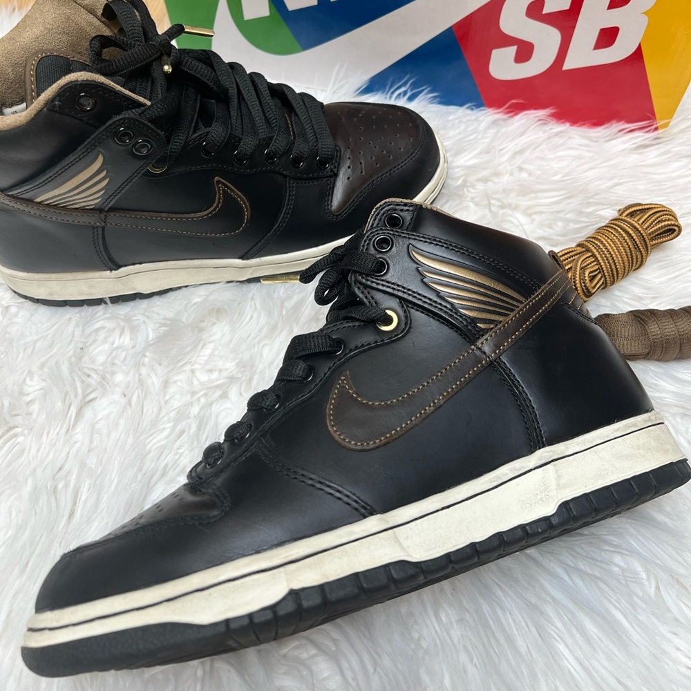 Nike SB Pawn Shop Dunk High OG
